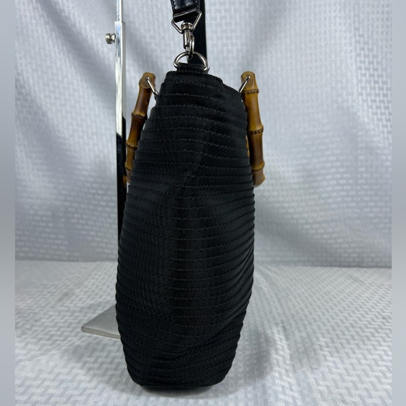 Gucci Bamboo handle bag in VGUC - Picture 5 of 11
